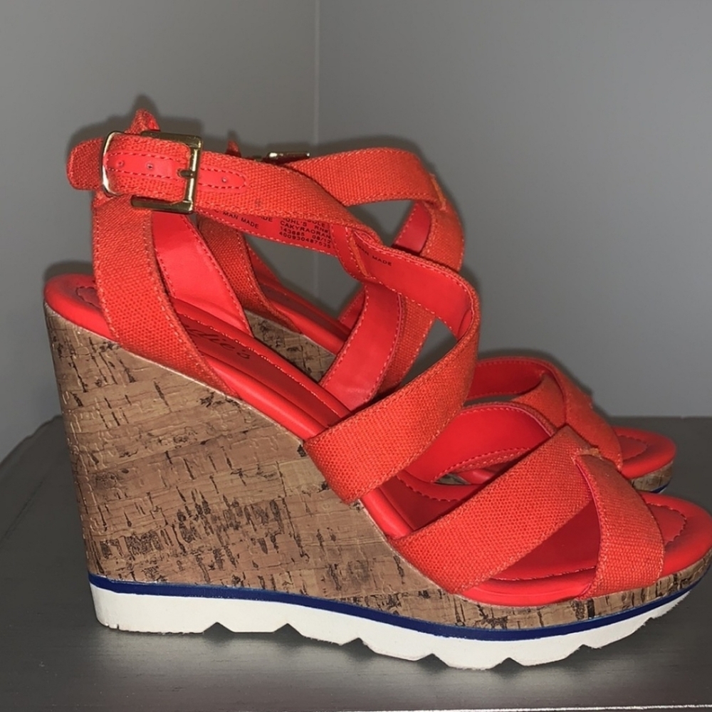 Candie's Wedge 8.5 NWT